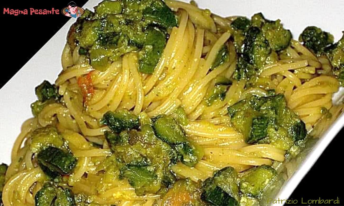 Carbonara di zucchine: il piatto di pasta a cui non riuscirai a dire di no!  - Magna Pesante